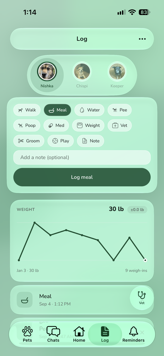 Ostler&rsquo;s log screen for Bella: activity chips for walk, meal, water, pee, poop, med, weight, vet, groom, play and note, above a weight chart reading 28.4 kg, down 1.7 kg over seven weigh-ins.